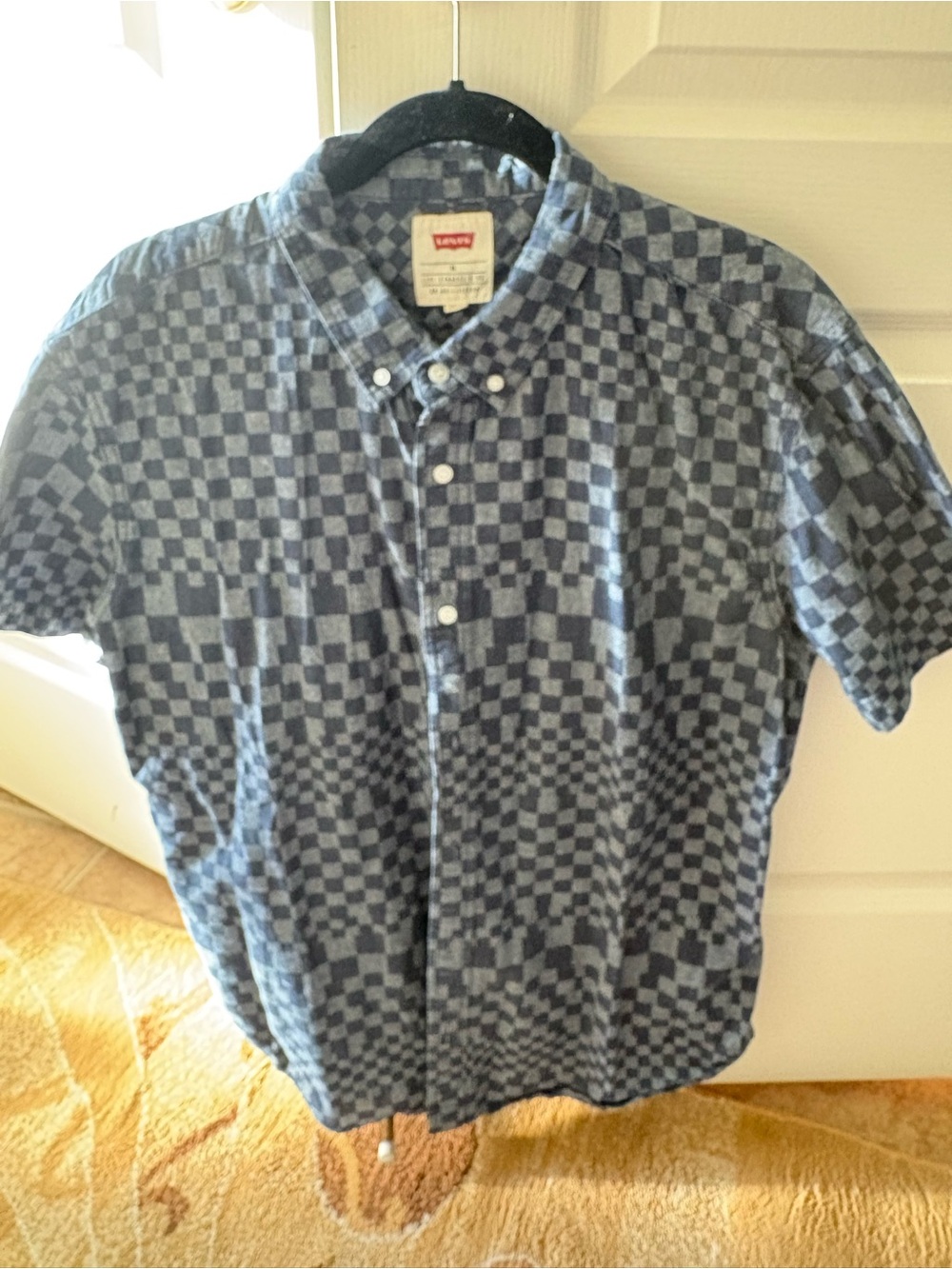 Men’s Levi's Navy and Light Blue Checker Short-Sleeve Button-Down Shirt